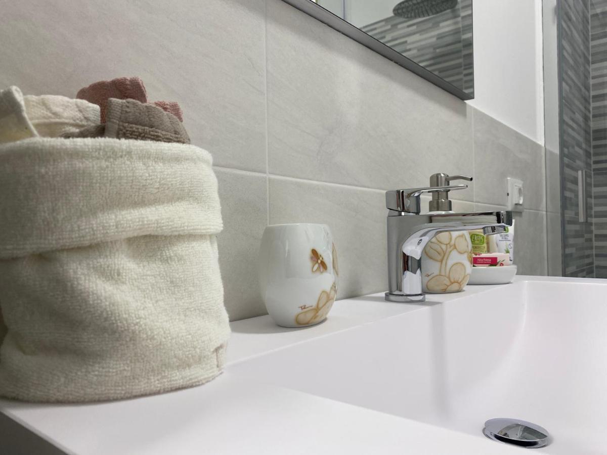 Apartmán La Perla Marina Arma di Taggia Exteriér fotografie